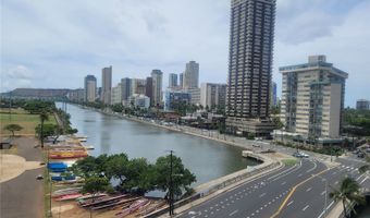 620 Mccully St 808, Honolulu, HI 96826