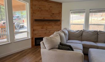 1224 Woodside Rd, Cascade, ID 83611