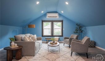 14 E 54th St, Savannah, GA 31405