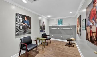 7 W MAIN St 12-14, Apopka, FL 32703