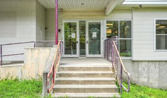 10 Pethaven Ln, Augusta, ME 04330