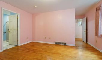 23 Colonial Ave, Albany, NY 12203