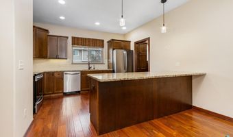 301 S Spring Pl, Brandon, SD 57005