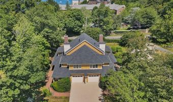 112 Harrison Ave, Newport, RI 02840