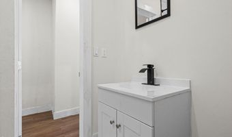 132 4th Ave, Albany, NY 12202