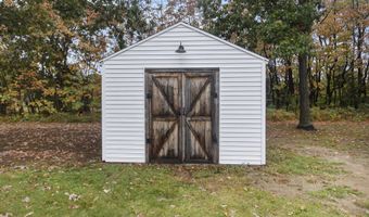 1872 Edson Dr, Allegan, MI 49010