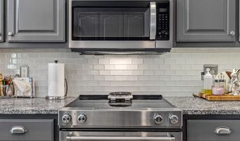 379 Shallowford Dr, Boiling Springs, SC 29316