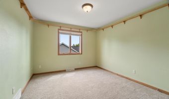 4226 E APPLESEED Dr, Appleton, WI 54913