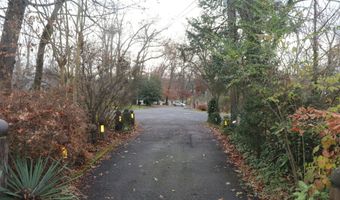 5151 PIEDMONT Pl, Annandale, VA 22003