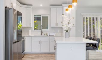 57 HOKULANI St, Hilo, HI 96720