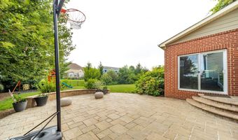 5825 Somerset Blvd E, Bargersville, IN 46106