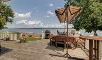 16 Macomber Pt, Alburgh, VT 05440