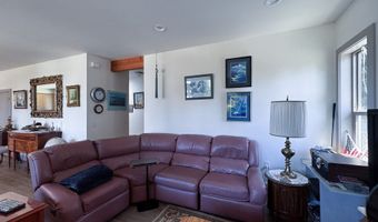 929 OLD COUNTY Rd, Brookings, OR 97415