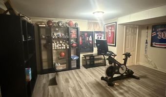 163 Longwood Dr, Manalapan, NJ 07726