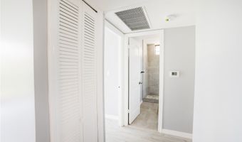 440 Seaside Ave 310, Honolulu, HI 96815