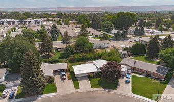 2039 Mckinzie Ave, Idaho Falls, ID 83404
