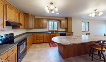317 E 1st St, Arthur, IA 51431