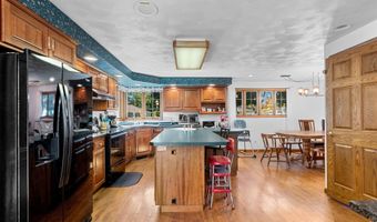 1508 N NICHOLAS St, Appleton, WI 54914