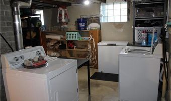 1802 10th Pl NE, Austin, MN 55912