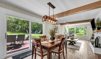 1425 Partridge Ln, Akron, OH 44333