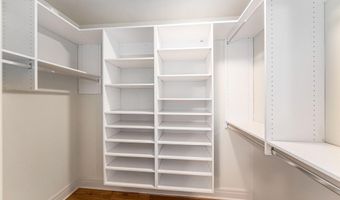 140 Ashley Mews Dr, Ann Arbor, MI 48104