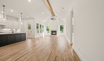 704 Blackbird Dr, Aledo, TX 76008