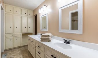 2402 Stonecrest Dr, Abilene, TX 79606