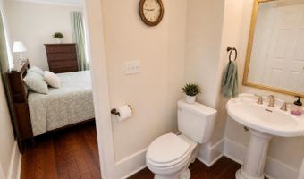 112 N College St, Atkinson, NC 28421