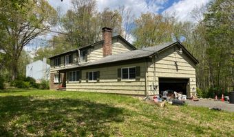 11 Kilroy Rd, Andover, NJ 07821