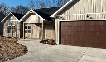 18 Paraiso Creek Dr, Albertville, AL 35950