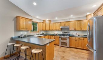 151 Bluffs Rd NW, Alexandria, MN 56308