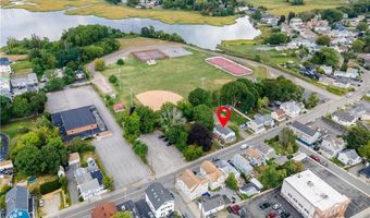 122 Market St, Warren, RI 02885