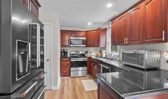 427 Shepperd Ln, Alloway, NJ 07422