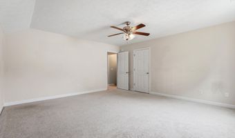 104 Lightwater Ct, Aberdeen, NC 28315
