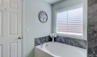1530 Windy Oaks Dr, Aransas Pass, TX 78336