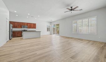 206 W BLUE LAGOON Dr, Casa Grande, AZ 85122