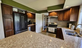 179 Hillwinds N, Brattleboro, VT 05301