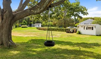 331 Third Beach Rd, Middletown, RI 02842