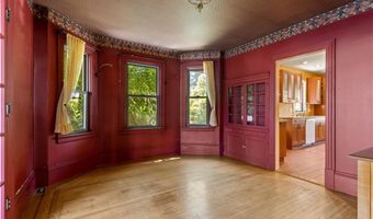 120 Smith St, Cranston, RI 02905