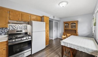 9011 18th Ave S, Bloomington, MN 55425