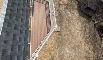 19 Traymore St, Charlestown, RI 02813