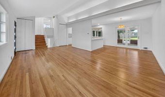9902 CARNEGIE Ter, Bethesda, MD 20817
