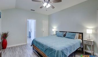 1530 Windy Oaks Dr, Aransas Pass, TX 78336
