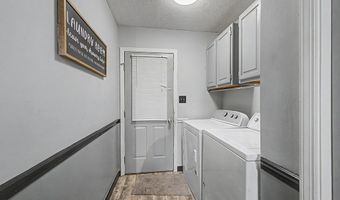 158 Woodstone Cir, Albany, GA 31701