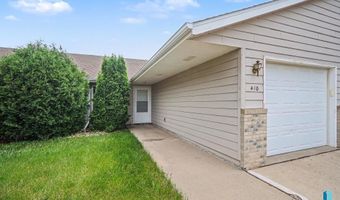 412 N 9th Ave, Brandon, SD 57005