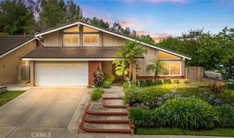 701 S Carriage Cir, Anaheim, CA 92807