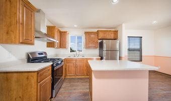 692 W Pony Express Ln, Benson, AZ 85602