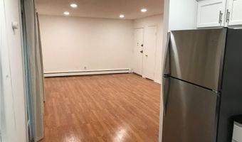 1123 Waterbury Rd APT 2A, Cheshire, CT 06410