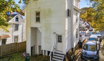 34 Winter St, Bangor, ME 04401