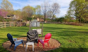 16 FORD Ave, Boonsboro, MD 21713